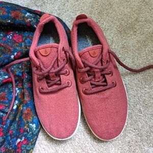 Mauve pink Allbirds Wool runners size 8